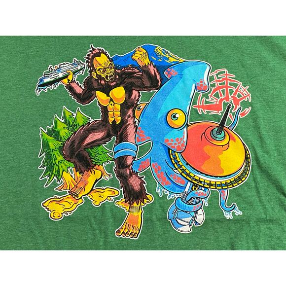 NWT Space Needle x ECCC T-Shirt – Green Bigfoot Sci-Fi Graphic – Size XL - Picture 6 of 8